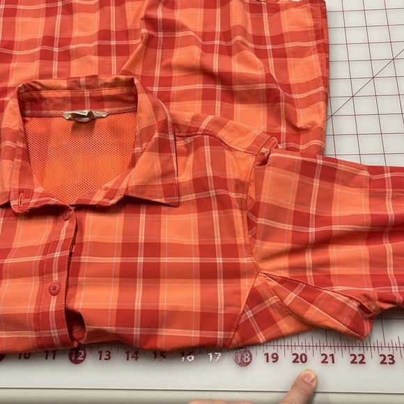 DULUTH TRADING Outdoor Hiking Cabin Vented Fishing Orange Plaid Nylon Shirt L - Picture 15 of 16